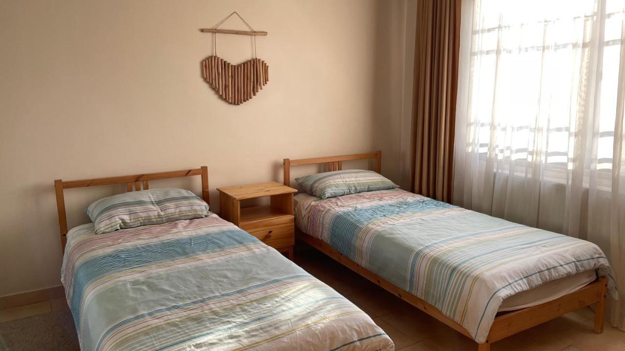 Abdoun Apartment Amman Bagian luar foto