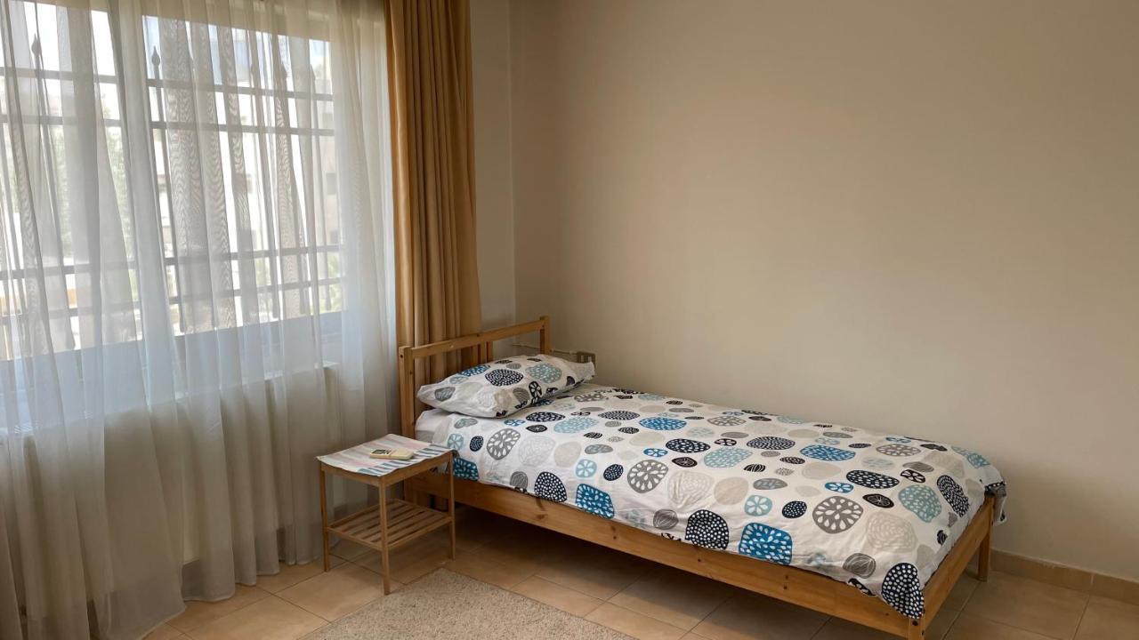 Abdoun Apartment Amman Bagian luar foto