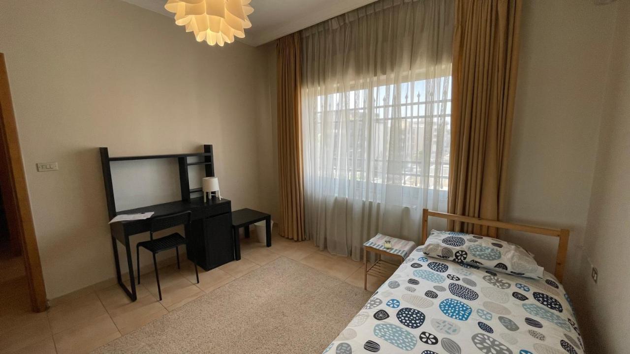 Abdoun Apartment Amman Bagian luar foto