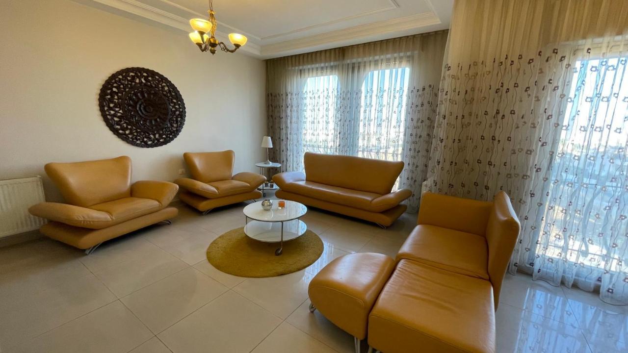 Abdoun Apartment Amman Bagian luar foto